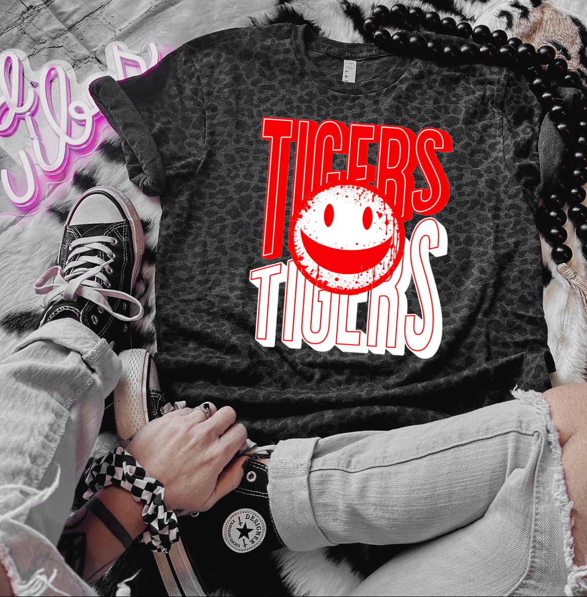 Double Stacked Tigers (Adult)